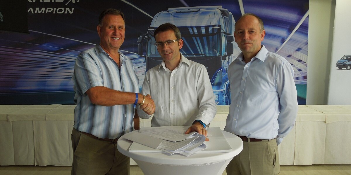 IVECO Czech Republic a PROFI AUTO CZ podepsali dohodu o zřízení první Truck Station v České republice